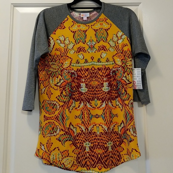 🆕 LuLaRoe Randy T - Picture 1 of 4